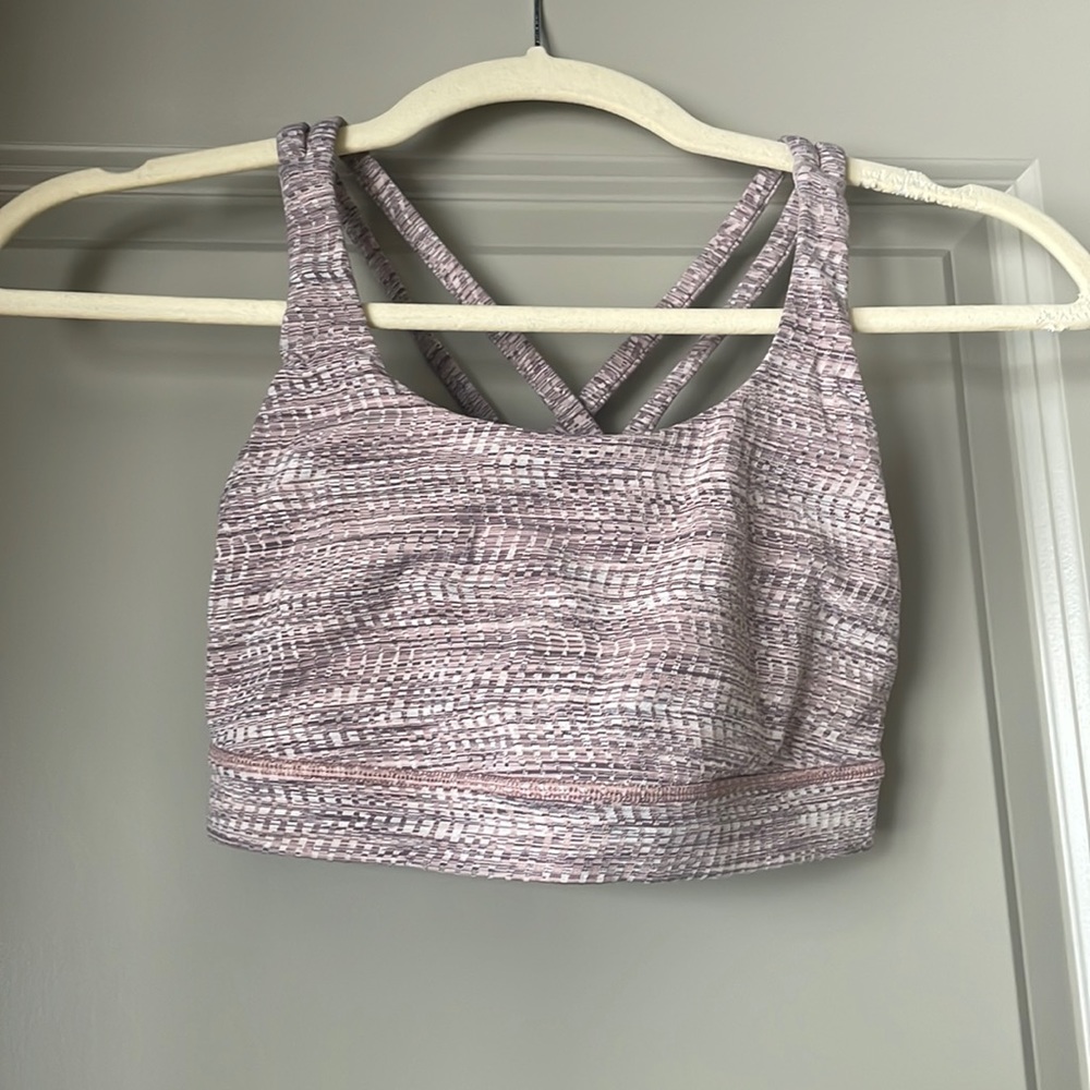 Lululemon size 4 sports bra